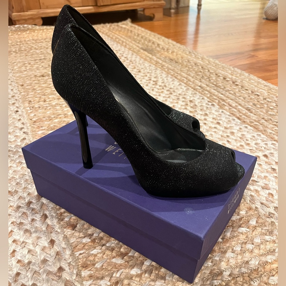 Stuart Weitzman pumps with gold accents never worn outside the home!